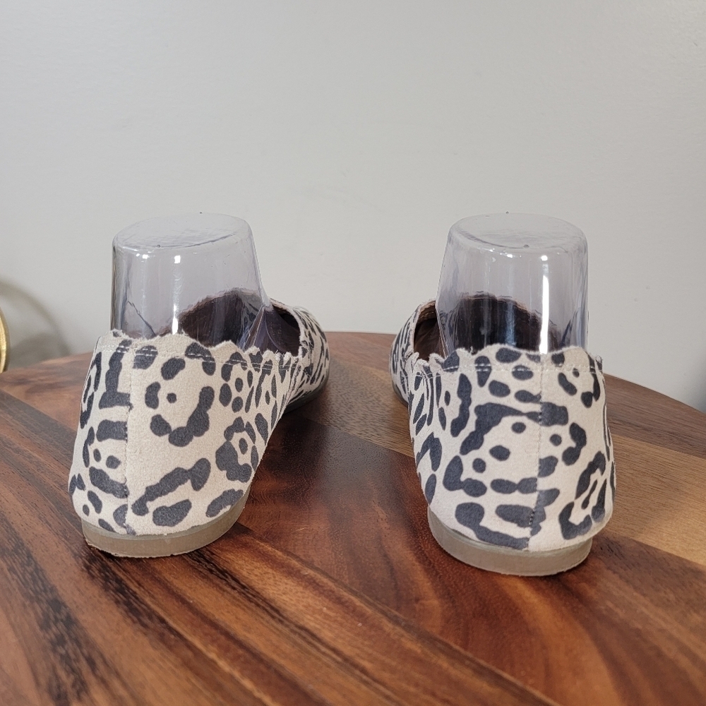 Lucky Brand Cloeey Leopard Print Suede Flats Scalloped Edge Size 8.5 - Picture 7 of 14
